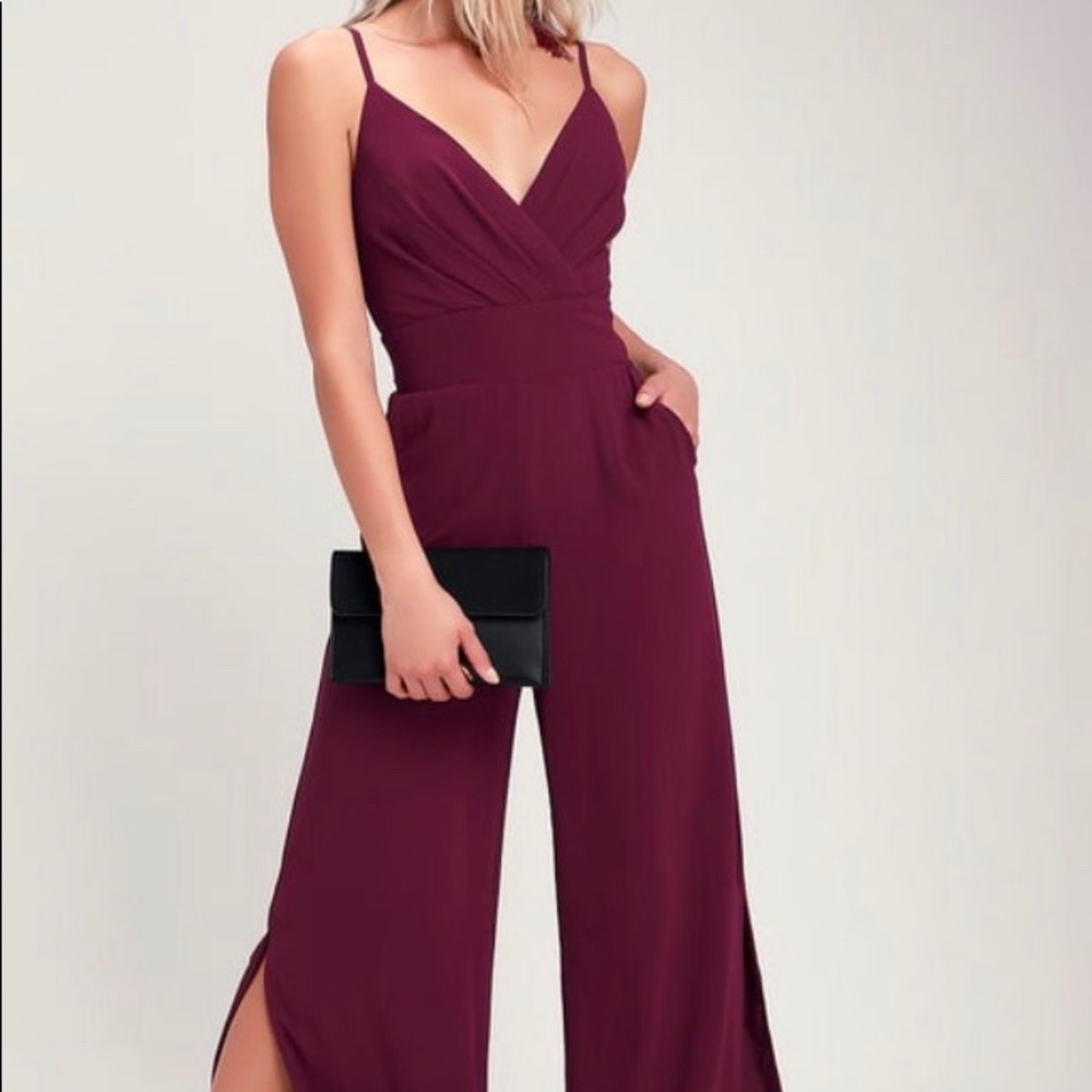 Lulu’s burgundy sleeveless wide leg jumpsuit